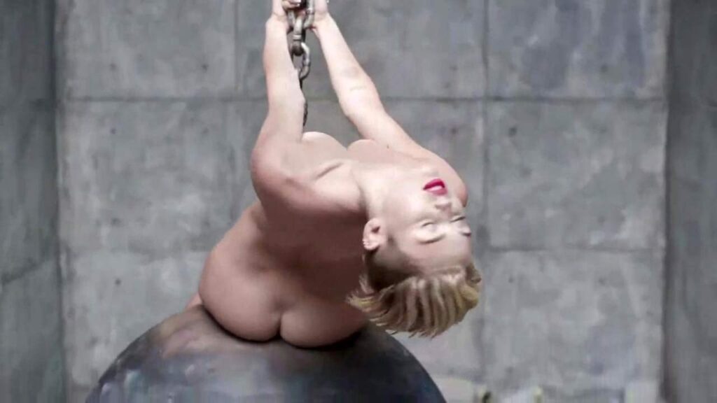 Nudes Miley Cyrus Wrecking Ball 4