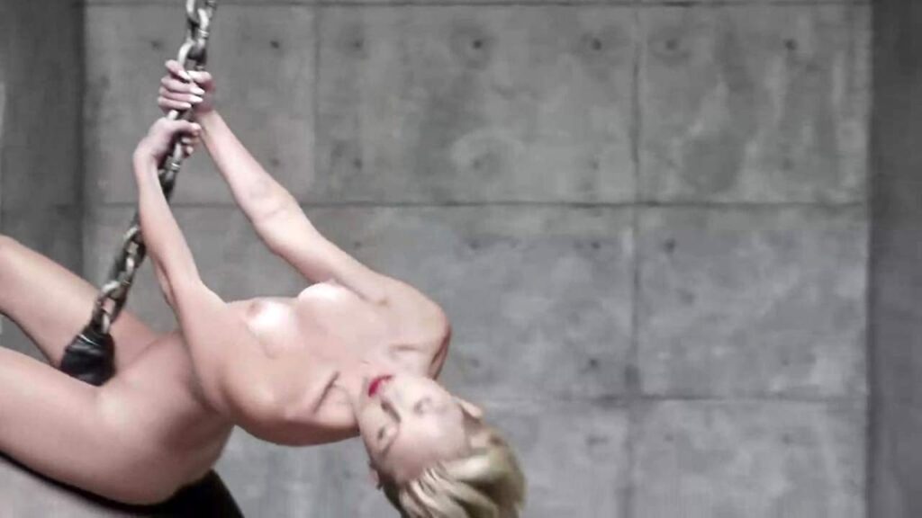 Nudes Miley Cyrus Wrecking Ball 9