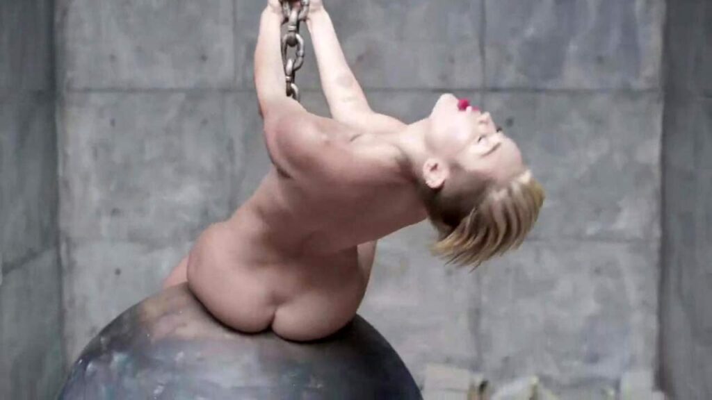 Nudes Miley Cyrus Wrecking Ball3